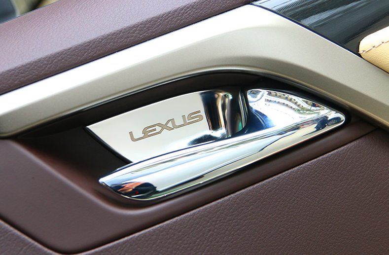 Накладка двери лексус. Накладки под ручки Lexus RX 1998. Ручка двери Lexus GX 460. Lexus RX накладки под ручки дверей. Накладки на ручки Lexus RX.