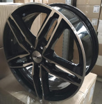 

Диск колесный Carwel Малык 138 7xR17 5x114.3 ET40 ЦО66.1 черный с полированной лицевой частью 98514