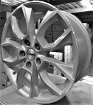 

Диск колесный Carwel Ханга 1713 7xR17 5x114,3 ET48,5 ЦО67,1 серебристый 097943