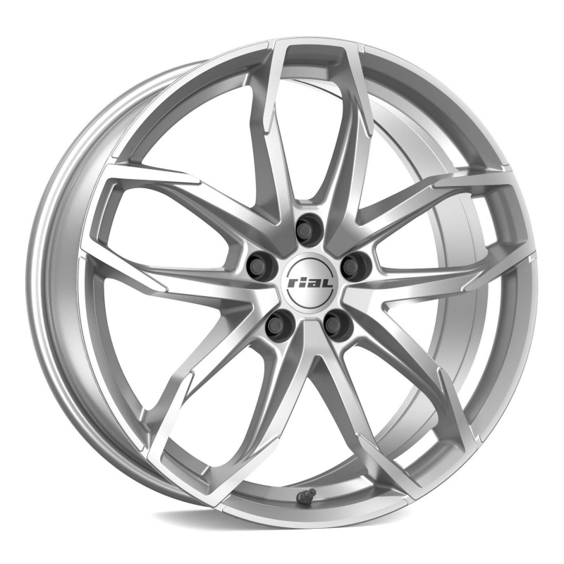 

Диск колесный Rial Lucca 8xR18 5x114,3 ET50 ЦО67,1 серебристый LUC80850L11-0