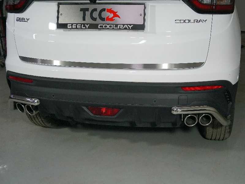 

Накладка на заднюю дверь TCC GEELCOOL20-02 Geely Coolray 2020-, Coolray