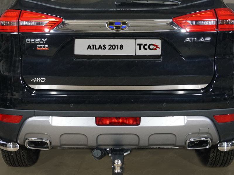 

Накладка на заднюю дверь TCC GEELEATL18-15 Geely Atlas 2018-, Atlas